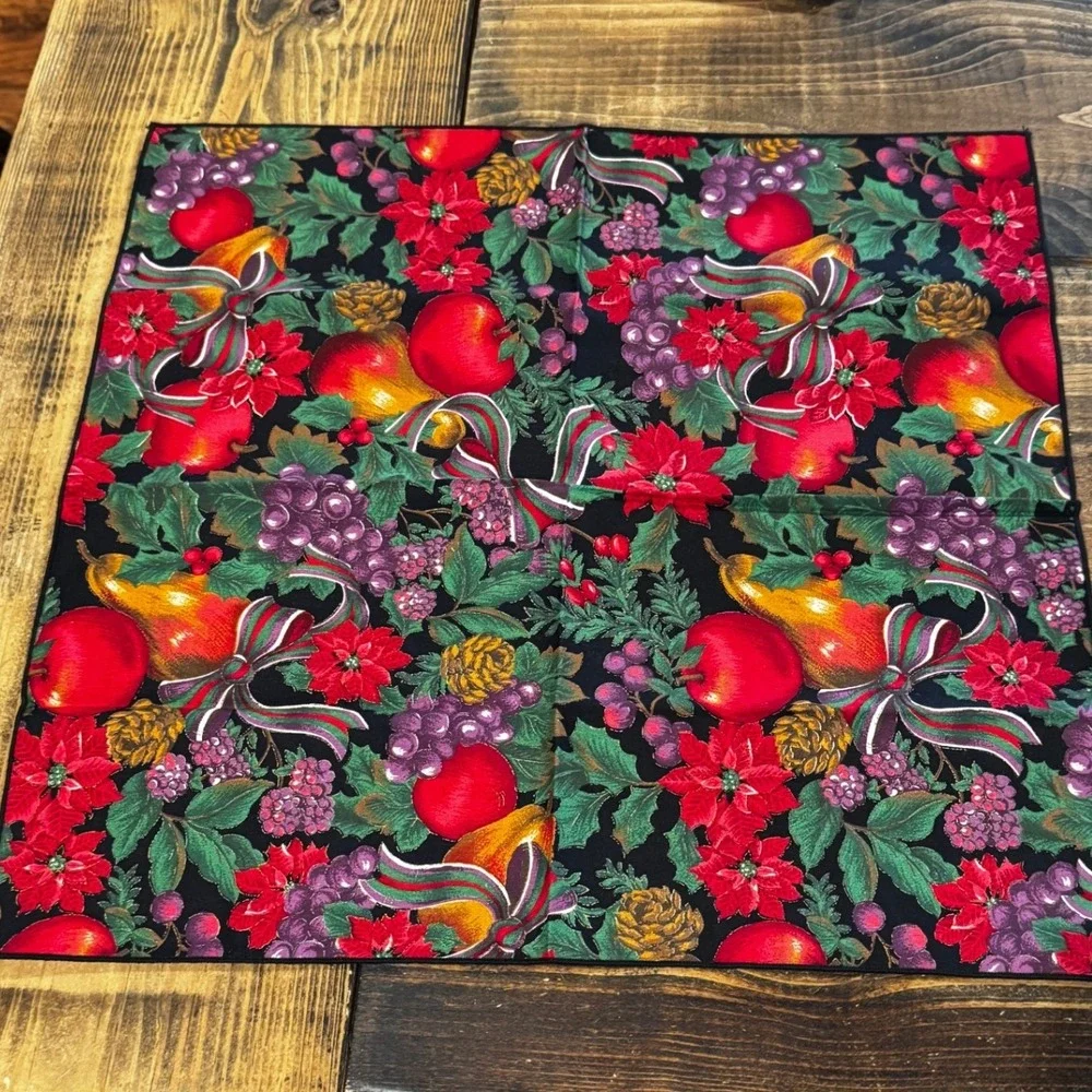 Christmas Fruit Poinsettia Table Linens Set 6 Napkins 6 Placemats 1 Tablerunner